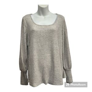 W5 Gray ribbed sweater. Size XL